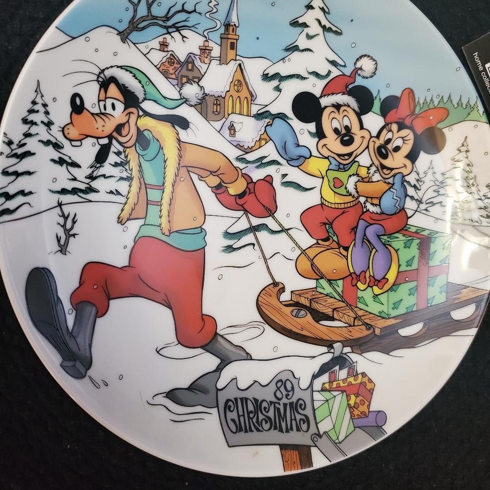 Disney plate